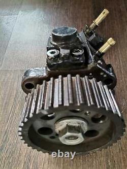 Alfa Romeo High Pressure Pump / Fiat 55237688 / 0445010305