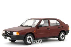 LAUDORACING-MODELS 118 Alfa Romeo 33 1.3S Edizione 1985 LM211C