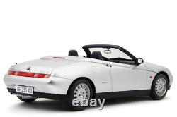 LAUDORACING-MODELS 118 Alfa Romeo Spider 2.0 T. Spark 16V 1995 LM193G